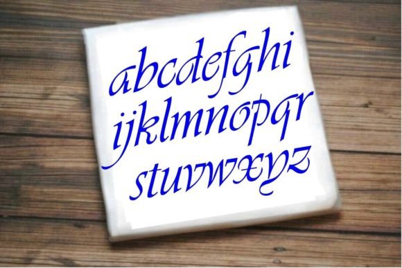 Small Letters M to R: A Designer’s Stitch Test